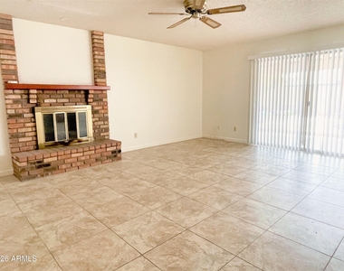 819 W Plata Avenue - Photo Thumbnail 10