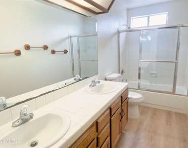819 W Plata Avenue - Photo Thumbnail 25