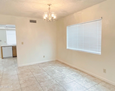 819 W Plata Avenue - Photo Thumbnail 6