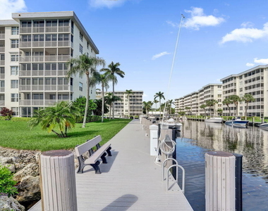 1 Harbourside Drive - Photo Thumbnail 2