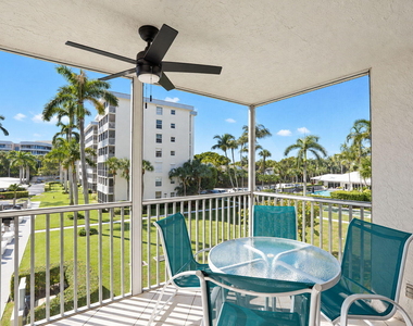1 Harbourside Drive - Photo Thumbnail 12