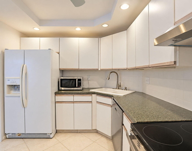 1 Harbourside Drive - Photo Thumbnail 6