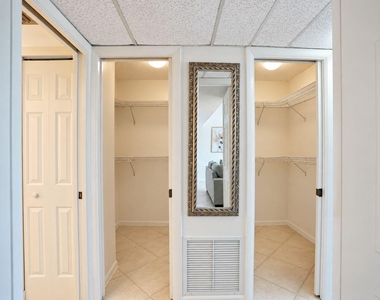 1 Harbourside Drive - Photo Thumbnail 25