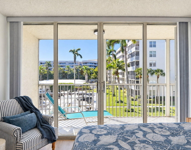 1 Harbourside Drive - Photo Thumbnail 21