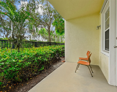 9905 Baywinds Drive - Photo Thumbnail 13