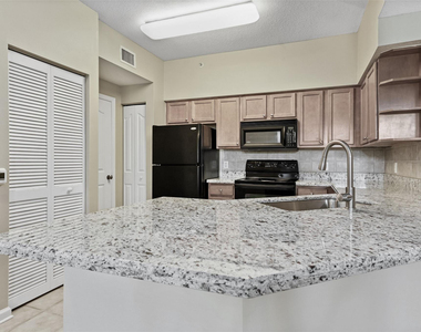 9905 Baywinds Drive - Photo Thumbnail 5
