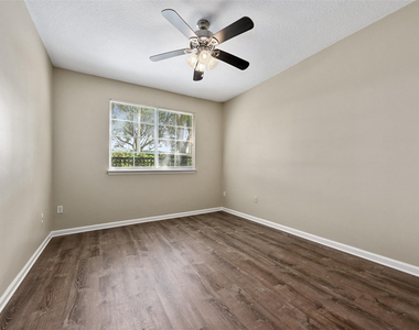 9905 Baywinds Drive - Photo Thumbnail 9