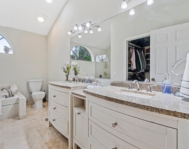 1551 Yachtman Place - Photo Thumbnail 38