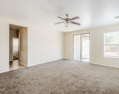 10017 W Raymond Street - Photo Thumbnail 26