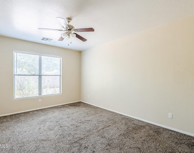 10017 W Raymond Street - Photo Thumbnail 31