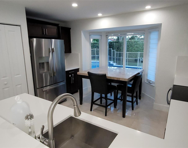13224 Nw 12th Court - Photo Thumbnail 10