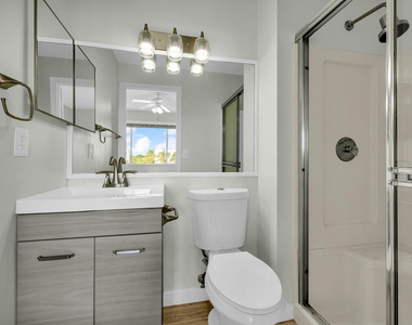 219 Mallory Court - Photo Thumbnail 24