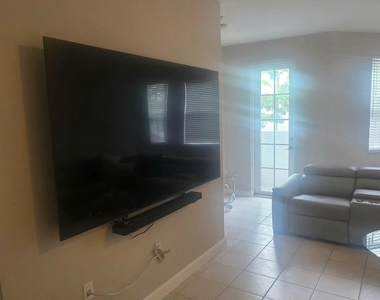 3903 Shoma Drive - Photo Thumbnail 9