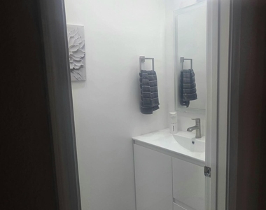 3903 Shoma Drive - Photo Thumbnail 10