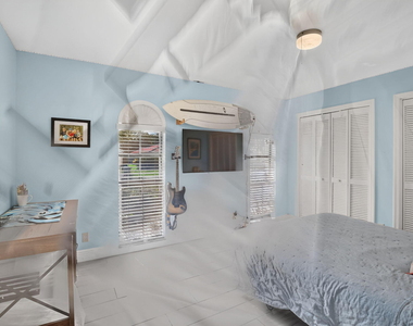 10081 Harbourtown Court - Photo Thumbnail 37