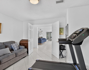 10081 Harbourtown Court - Photo Thumbnail 45