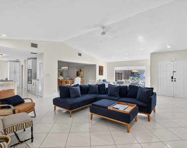 10081 Harbourtown Court - Photo Thumbnail 12