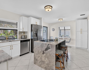 10081 Harbourtown Court - Photo Thumbnail 20