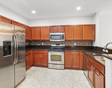 4742 Sierra Lane - Photo Thumbnail 7