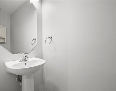 4742 Sierra Lane - Photo Thumbnail 9