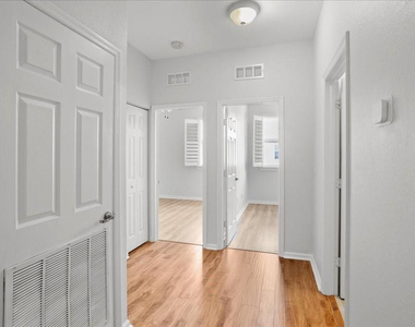 4742 Sierra Lane - Photo Thumbnail 15