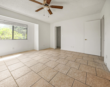 4306 Inlet Circle - Photo Thumbnail 10
