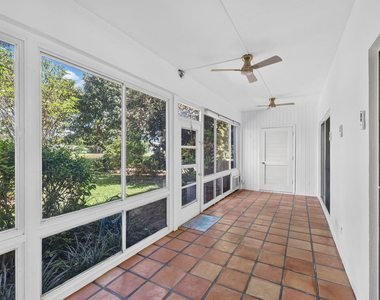 3107 N Palm Aire Drive - Photo Thumbnail 15