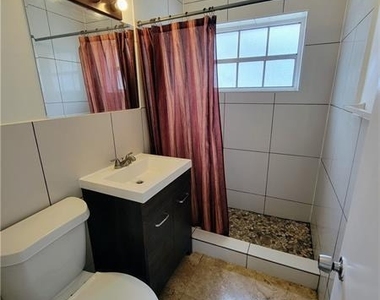 2531 Funston Street - Photo Thumbnail 9
