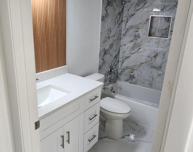 21938 Remsen Terrace - Photo Thumbnail 14