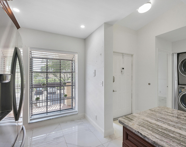 1913 Sw 15th Street - Photo Thumbnail 18