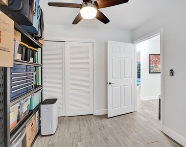 2030 Ne 62nd Street - Photo Thumbnail 62