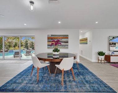 2030 Ne 62nd Street - Photo Thumbnail 4