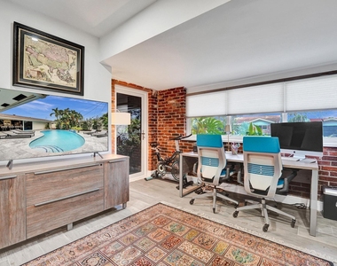 2030 Ne 62nd Street - Photo Thumbnail 36