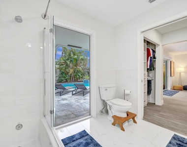 2030 Ne 62nd Street - Photo Thumbnail 51