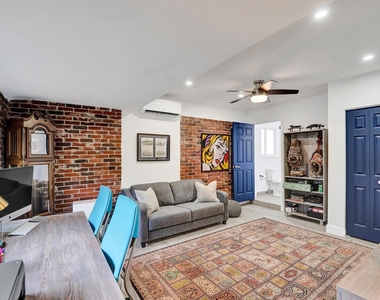 2030 Ne 62nd Street - Photo Thumbnail 37