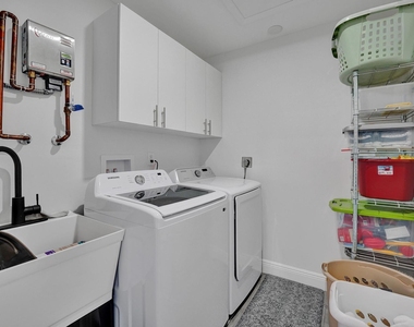 2030 Ne 62nd Street - Photo Thumbnail 63
