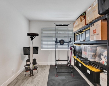2030 Ne 62nd Street - Photo Thumbnail 61