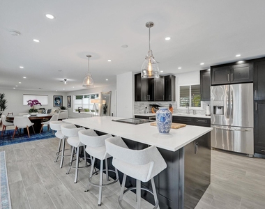 2030 Ne 62nd Street - Photo Thumbnail 19