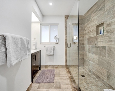 2030 Ne 62nd Street - Photo Thumbnail 55