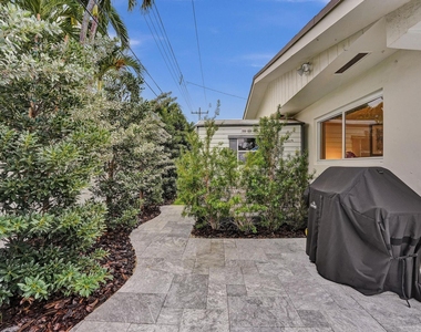 2030 Ne 62nd Street - Photo Thumbnail 25