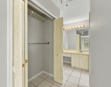 9935 Pineapple Tree Drive - Photo Thumbnail 16