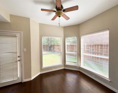 1605 Crown Point Road - Photo Thumbnail 6