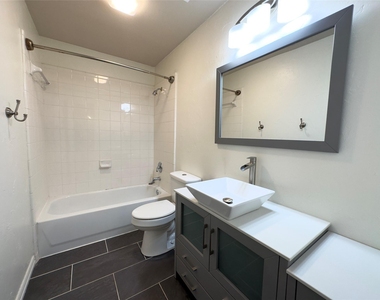 1605 Crown Point Road - Photo Thumbnail 13