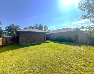 4517 Boston Drive - Photo Thumbnail 33