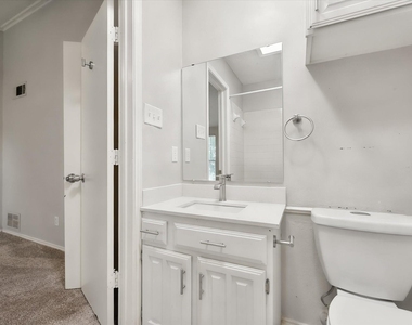 311 Kings Way Drive - Photo Thumbnail 17