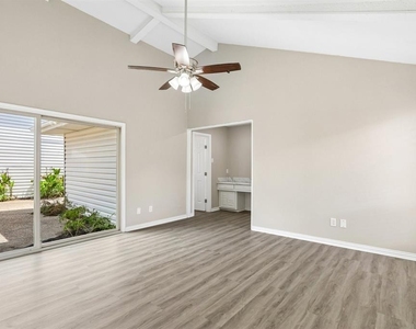 2840 Meadowbrook Drive - Photo Thumbnail 26