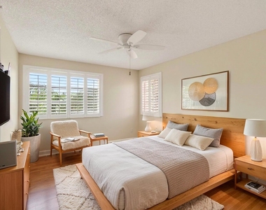 157 Yacht Club Way - Photo Thumbnail 1