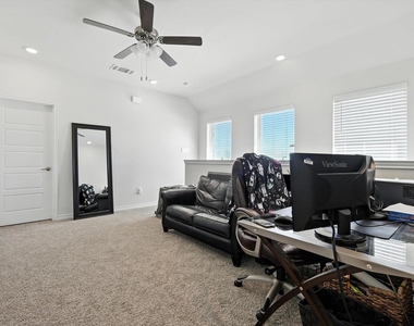 3012 Still Creek Lane - Photo Thumbnail 20