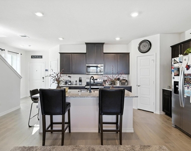 3012 Still Creek Lane - Photo Thumbnail 7