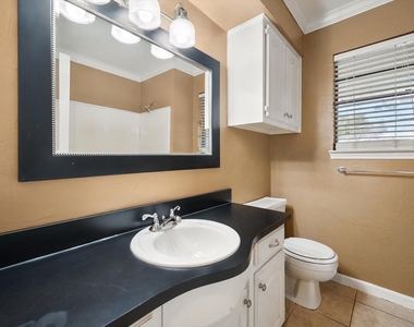 1606 Ridge Court - Photo Thumbnail 26